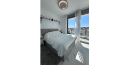 Resale - Villa - Villamartín - PAU 8