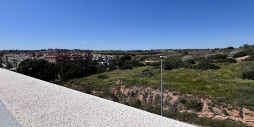 Resale - Villa - Villamartín - PAU 8