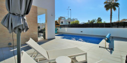 Resale - Villa - Villamartín - Villamartin