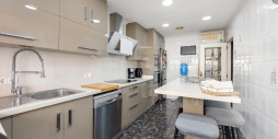 Reventa - Apartamento / piso - Torrevieja - Centro - Muelle Pesquero