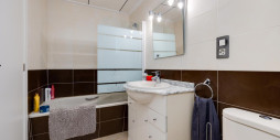 Reventa - Apartamento / piso - Torrevieja - Centro - Muelle Pesquero