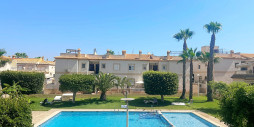 Reventa - Chalet - Torrevieja - Aguas Nuevas