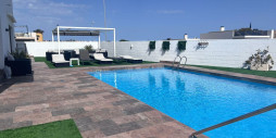 Reventa - Chalet - Villamartín - PAU 8