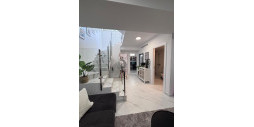 Reventa - Chalet - Villamartín - PAU 8