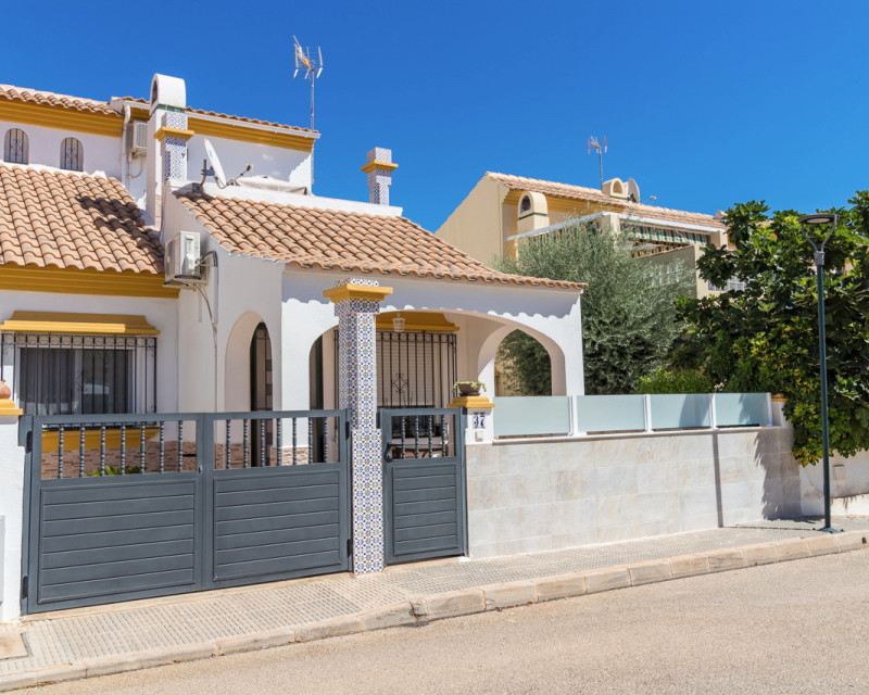 Semi Detached Villa · Bruktbolig · La Zenia · La Zenia