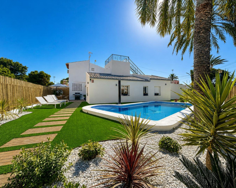Semi Detached Villa · Bruktbolig · Orihuela Costa · Punta Prima