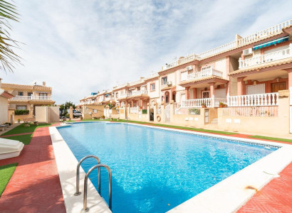 Semi Detached Villa - Resale - Orihuela Costa - Punta Prima