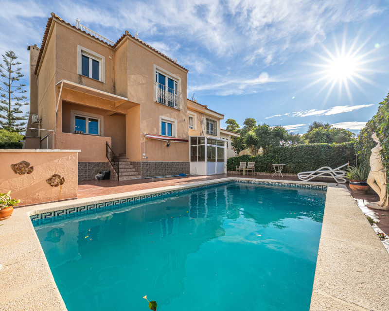 Semi Detached Villa · Resale · Torrevieja · El Chaparral