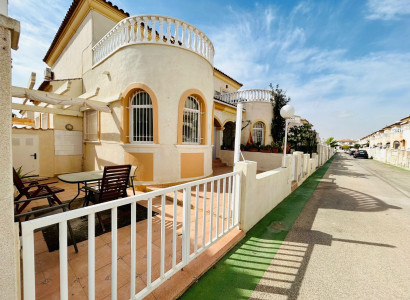 Single Family Home - Återförsäljning - Torrevieja - Sector 25