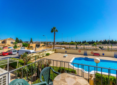 Takvåning - Återförsäljning - Torrevieja - 2024A015