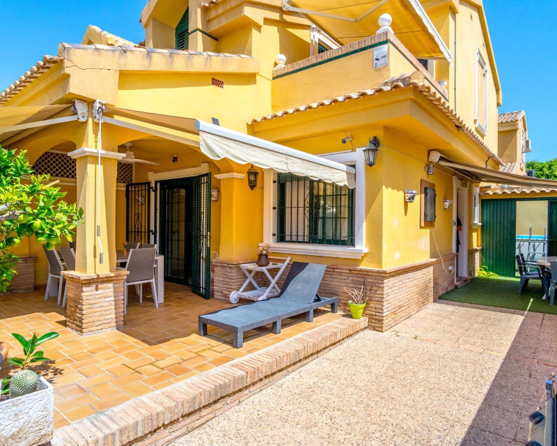 Terraced house · Återförsäljning · Orihuela Costa · Campoamor