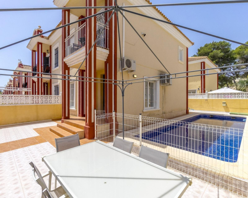 Terraced house · Återförsäljning · Orihuela Costa · Campoamor