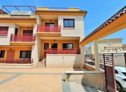 Townhouse - Resale - Los Desamparados - 53288