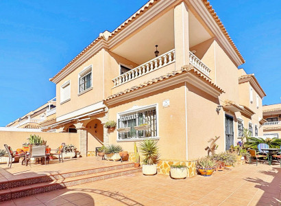 Townhouse - Resale - Orihuela Costa - 30800