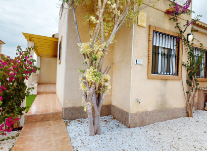 Townhouse - Resale - Orihuela Costa - 64317