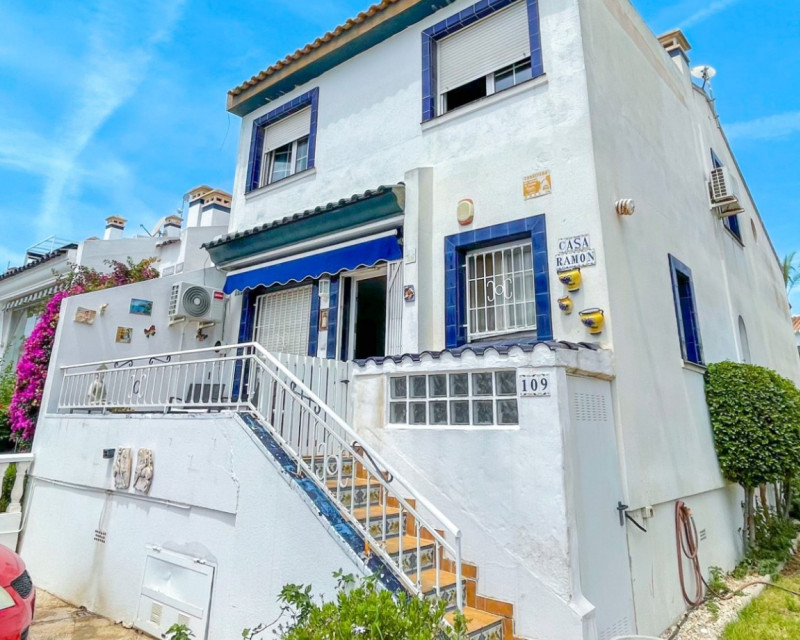Townhouse · Resale · Orihuela Costa · La Rioja
