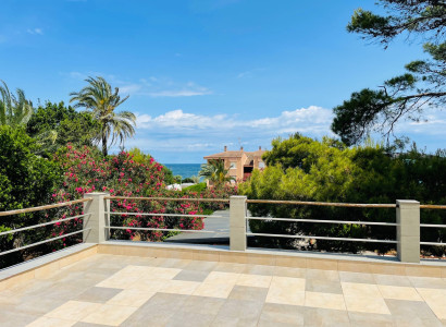 Villa - Återförsäljning - Denia - Denia Centro