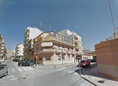 Villa - Återförsäljning - Guardamar del Segura - Guardamar del Segura Centro
