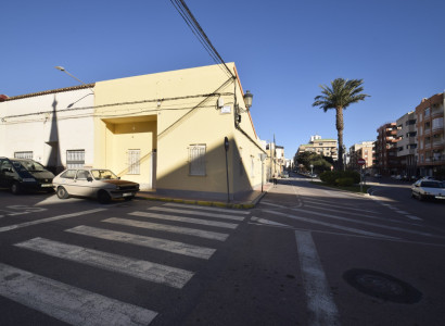 Villa - Återförsäljning - Guardamar del Segura - Guardamar del Segura Centro