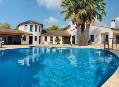 Villa - Återförsäljning - l'Alfas del Pi - L'Alfás del Pi Centro