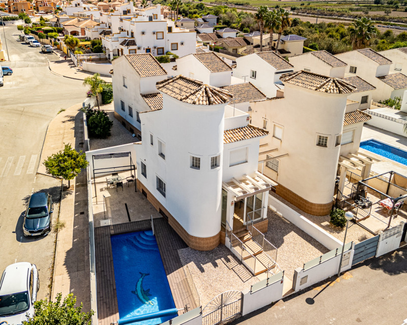 Villa · Återförsäljning · La Marina · La Marina