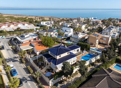 Villa - Återförsäljning - La Mata - 12643