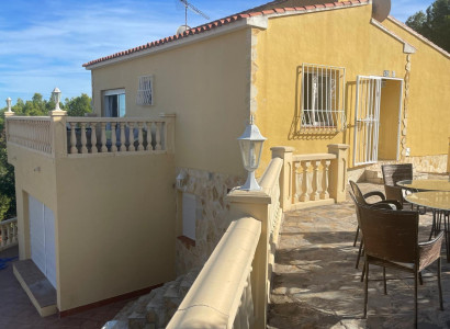 Villa - Återförsäljning - La Nucía - La Nucia Centro