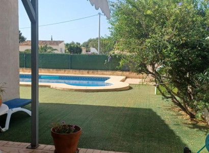 Villa - Återförsäljning - La Nucía - La Nucia Centro