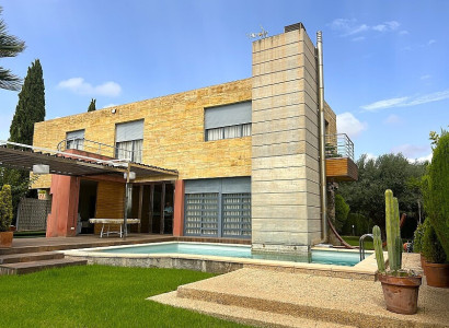 Villa - Återförsäljning - Orihuela Costa - Dehesa de Campoamor