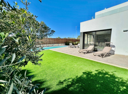 Villa - Återförsäljning - Orihuela Costa - Las Colinas Golf