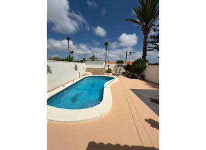 Villa - Återförsäljning - Orihuela Costa - Lomas de Don Juan