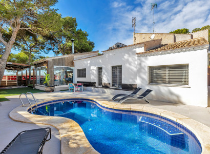 Villa - Återförsäljning - Orihuela Costa - Orihuela Costa