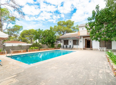 Villa - Återförsäljning - Pilar de la Horadada - 91037