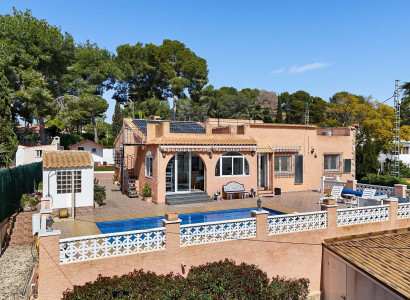 Villa - Återförsäljning - Pinar de Campoverde - Pinar de Campoverde