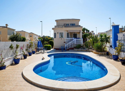 Villa - Återförsäljning - Pinar de Campoverde - Pinar de Campoverde