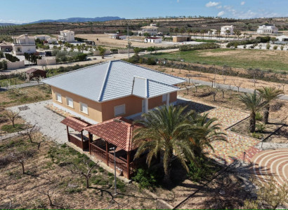 Villa - Återförsäljning - Pinoso - Pinoso Centro