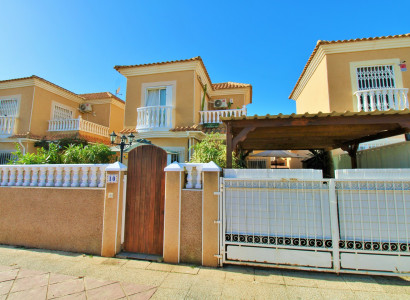 Villa - Återförsäljning - Playa Flamenca - Playa Flamenca
