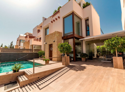 Villa - Återförsäljning - Rojales - Ciudad Quesada