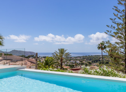 Villa - Återförsäljning - Teulada - Moraira