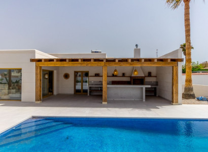 Villa - Återförsäljning - Torrevieja - 16273