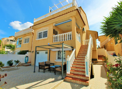 Villa - Återförsäljning - Villamartín - Villamartin