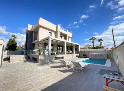 Villa - Bruktbolig - Los Alcazares - 2024V01