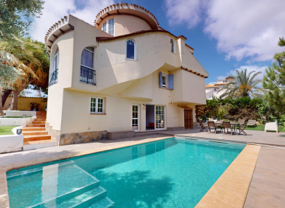 Villa - Bruktbolig - Orihuela Costa - 22550