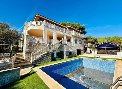 Villa - Bruktbolig - Orihuela Costa - Dehesa de Campoamor