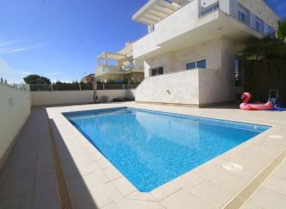 Villa - Bruktbolig - Orihuela Costa - La Zenia