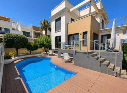 Villa - Bruktbolig - Orihuela Costa - La Zenia