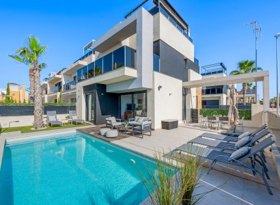 Villa - Bruktbolig - Orihuela Costa - Lomas de Cabo Roig