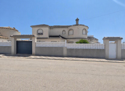Villa - Bruktbolig - Torrevieja - La Siesta