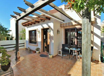 Villa - Bruktbolig - Villamartín - PAU 8