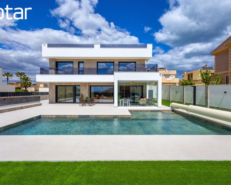 Villa · Resale · Aguas Nuevas · Aguas Nuevas